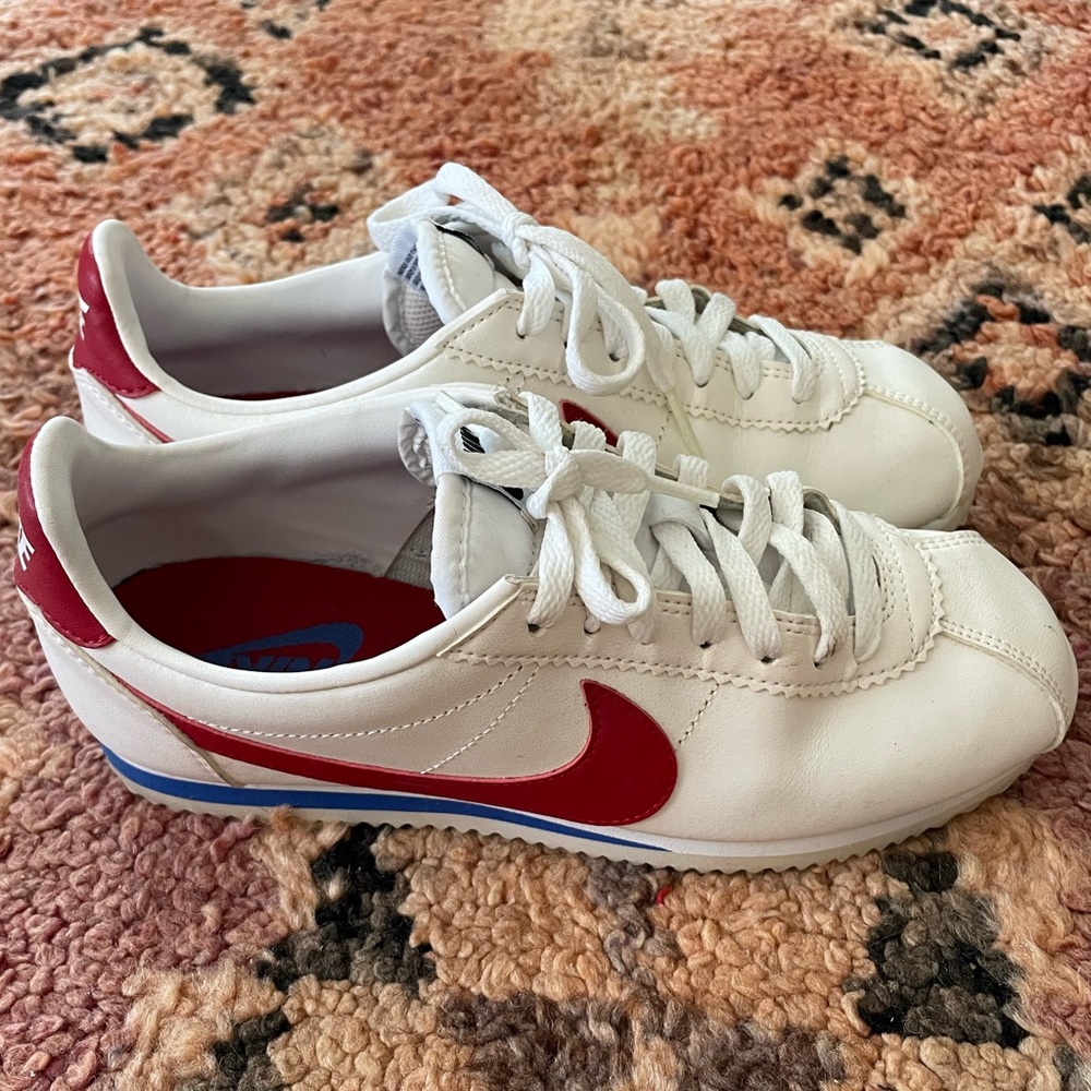 Nike cortez in white/varsity red size US 7.5